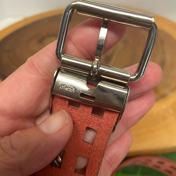 Vintage leather stenciled Cut out Belt - Picture 5 of 6